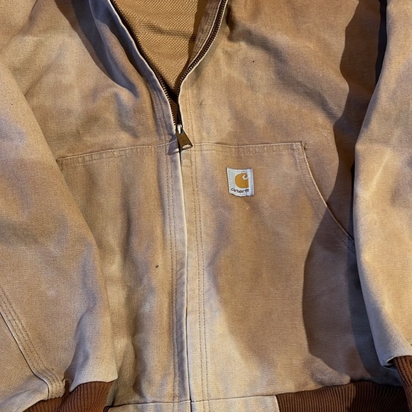 Vintage Carhart men’s three XL jacket grunge, thrashed style - Picture 3 of 14